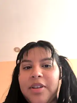 Hinae_'s Live XXX Chat