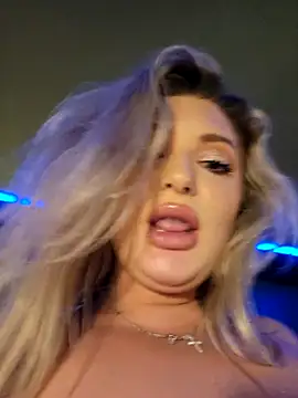 Blondie_Sasha Webcam show