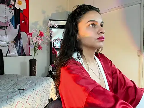 Skylovershot Adlı Modelin Canlı XXX Sohbeti