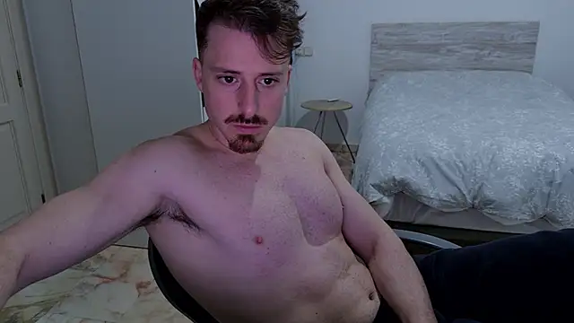 Онлайн чат XXX zeusoctavian1