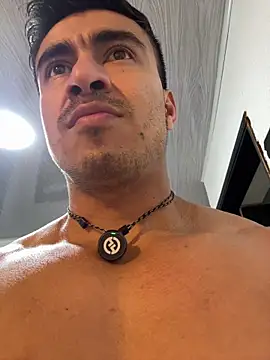 Chris_Clarck Chat XXX in diretta