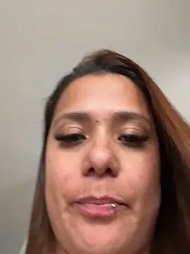 دردشة Pretty__Milf الجنسية المباشرة