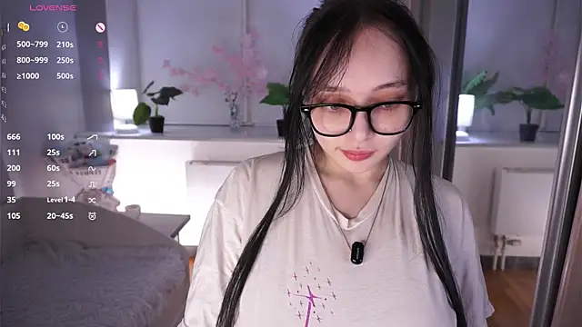 Онлайн чат XXX HannaHayles