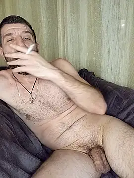 Alexdaniel89 即時 XXX 聊天