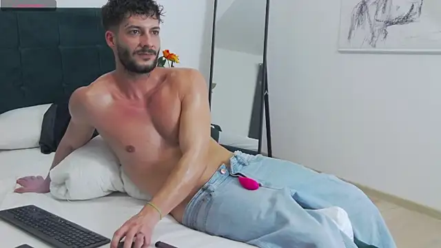 I_amAlessandro's Live XXX Chat