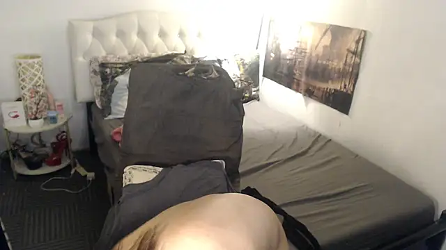 NinaDOM4CUM 现场XXX聊天