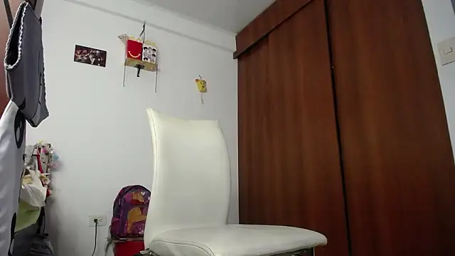 Moon_lunita 即時 XXX 聊天