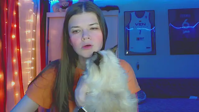 Klementa: онлайн-секс-чат