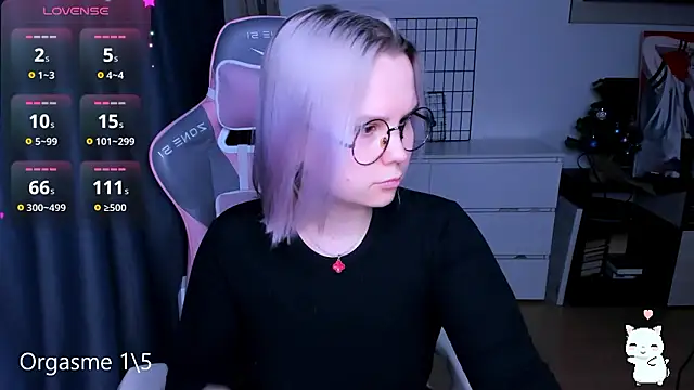 miray_kuriyama123 élő XXX-chatje