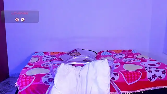 BlakmillerrGilson Adlı Modelin Canlı XXX Sohbeti