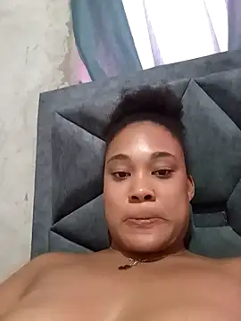 dahian_charlote02 Adlı Modelin Canlı XXX Sohbeti