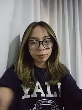 LuuluBerry Adlı Modelin Canlı XXX Sohbeti