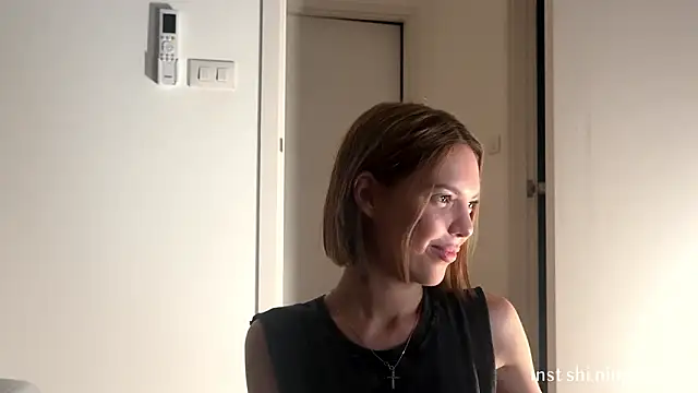 alittlestarrr's Live XXX Chat