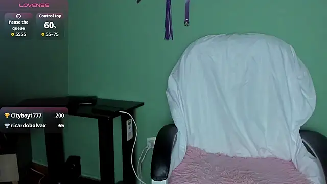 hazz_smith_ élő XXX-chatje