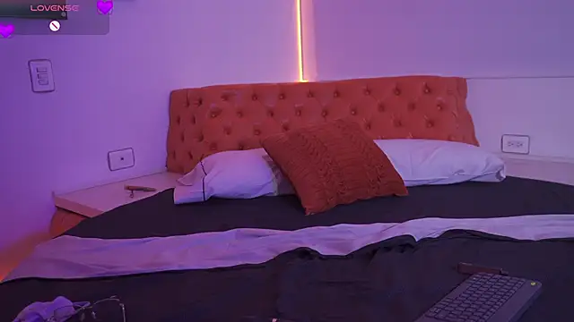 Petitte_Mussa – Live XXX-chat