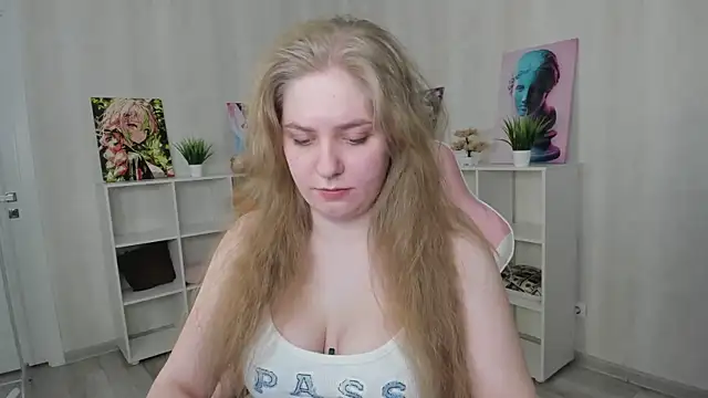 Megan_Violer 现场XXX聊天