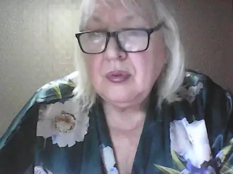 Alexia64231's Webcam Show