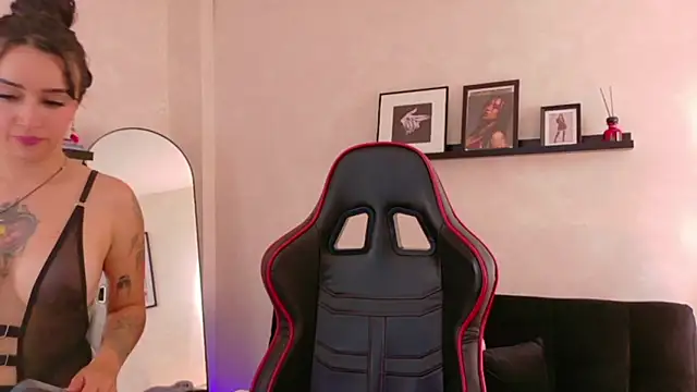 Chat XXX ao vivo de EmmyEvans1