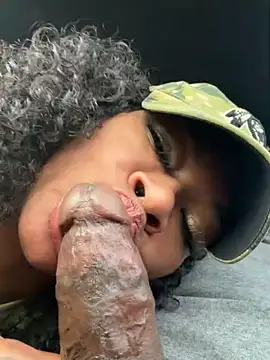 HaloRodeoLover2's Webcam Show