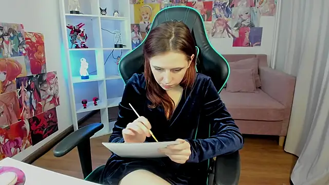 XXX chat uživo modela FreyaVey