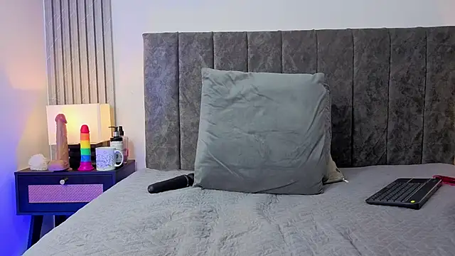 Chat XXX en directo de Ema_Stone65