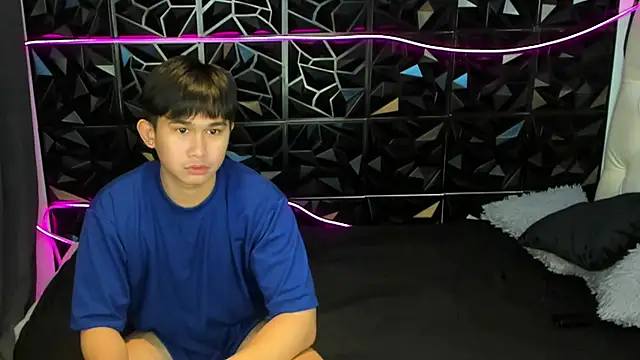 Živý XXX chat davincihugecock