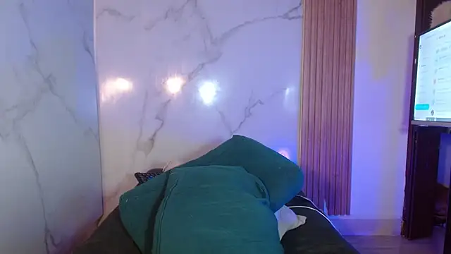 mollyguns Chat XXX in diretta