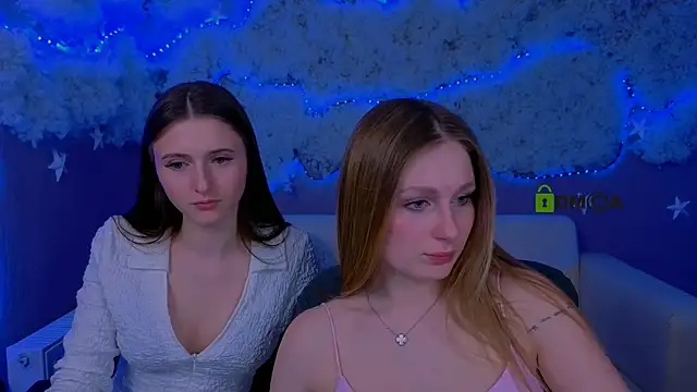 XXX chat uživo modela nekky_mouse