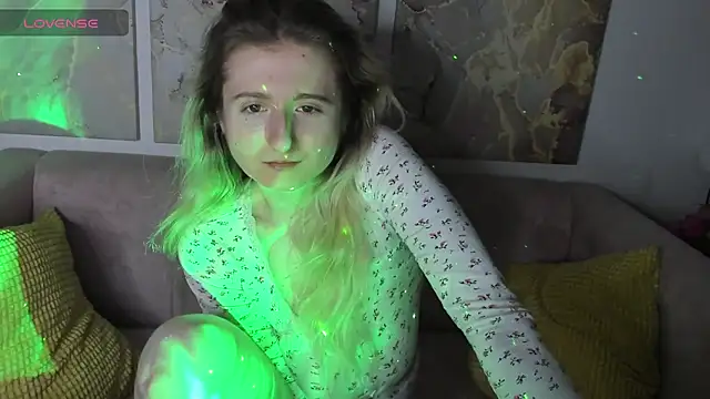 Chat +18 de CamillaDreamer ao vivo