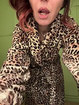 XXX chat uživo modela Cherryschiodisegarsi