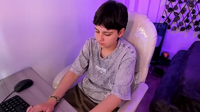 Nathaly_ds' Live XXX Chat