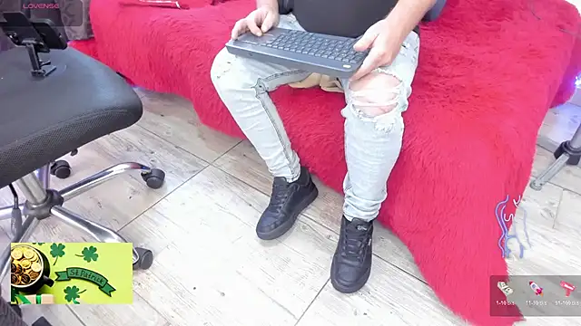 michacosio Adlı Modelin Canlı XXX Sohbeti