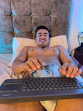 Chris_Clarck 在線直播表演