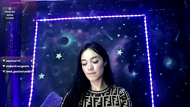 ValentinaRojass_: απευθείας συνομιλία ΧΧΧ