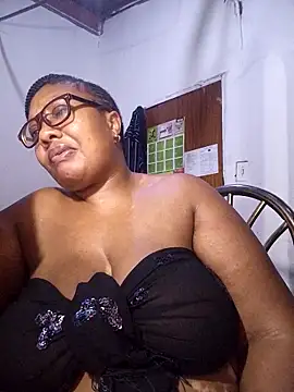 Pertunjukan Kamera Web YELLOW_BONE