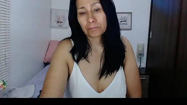 Maira_B Live XXX-chat