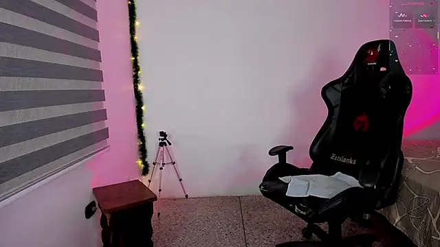 hollymollyxoxo – Naživo XXX chat