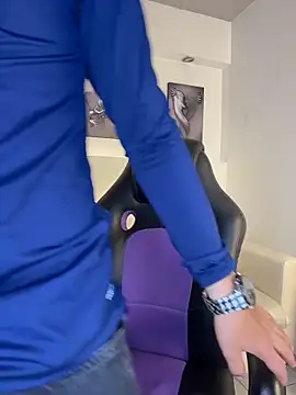 AdrianRinaldi 现场XXX聊天