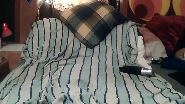 BenZCock90: διαδικτυακό σόου στην κάμερα