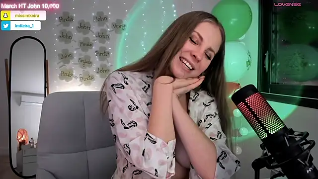 Онлайн чат XXX ImKeira