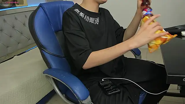 SamBlack_ 在線直播表演