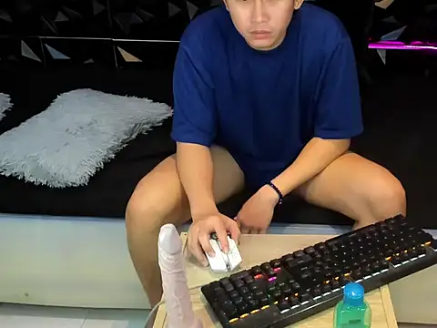 Živý XXX chat davincihugecock