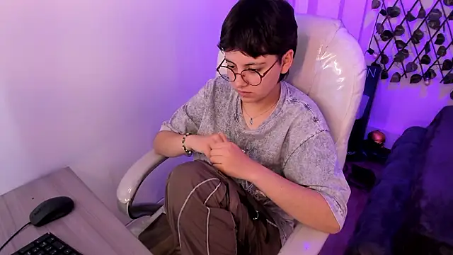 دردشة Nathaly_ds الجنسية المباشرة