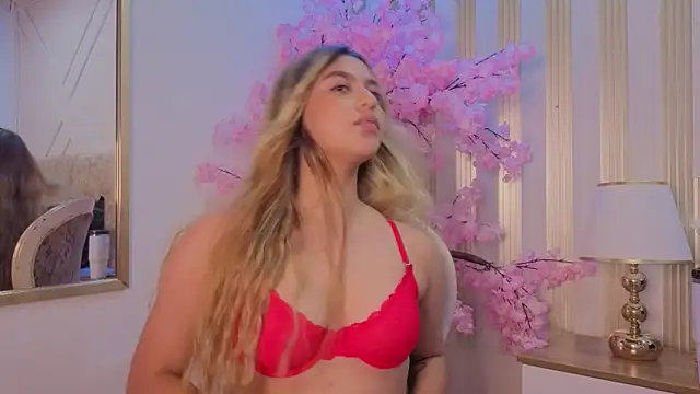 mia_lux_'s Live XXX Chat