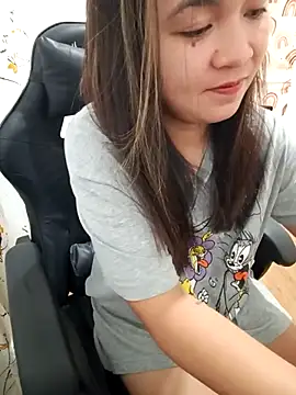 دردشة pretty_yesha الجنسية المباشرة