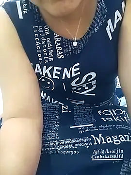 nikkyguddi's Live XXX Chat