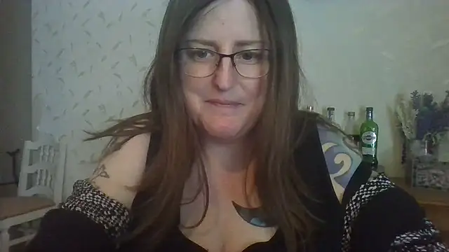 Pertunjukan Kamera Web Madeline_Beau