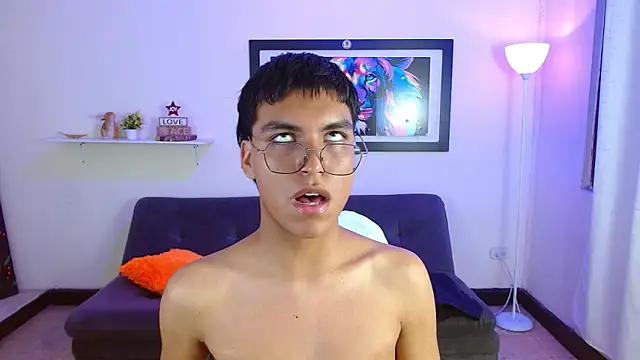 Maecum18 Live XXX-chat