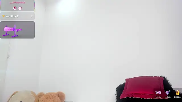 karlyn_angels' Live XXX Chat