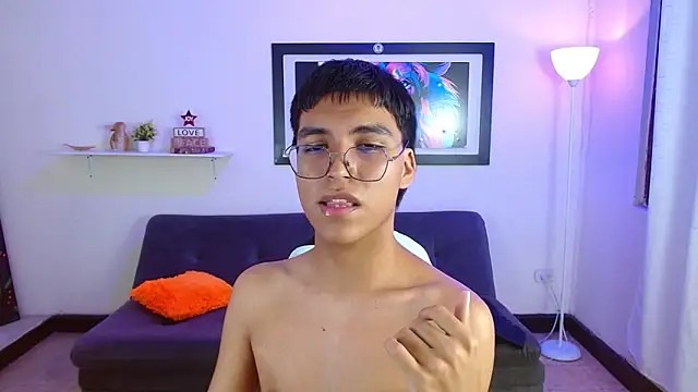 Maecum18 라이브 XXX 채팅